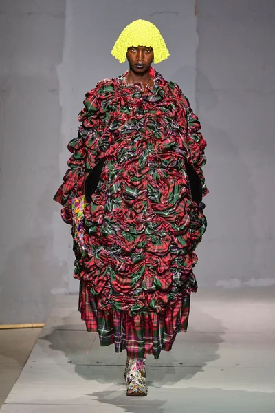Look 9